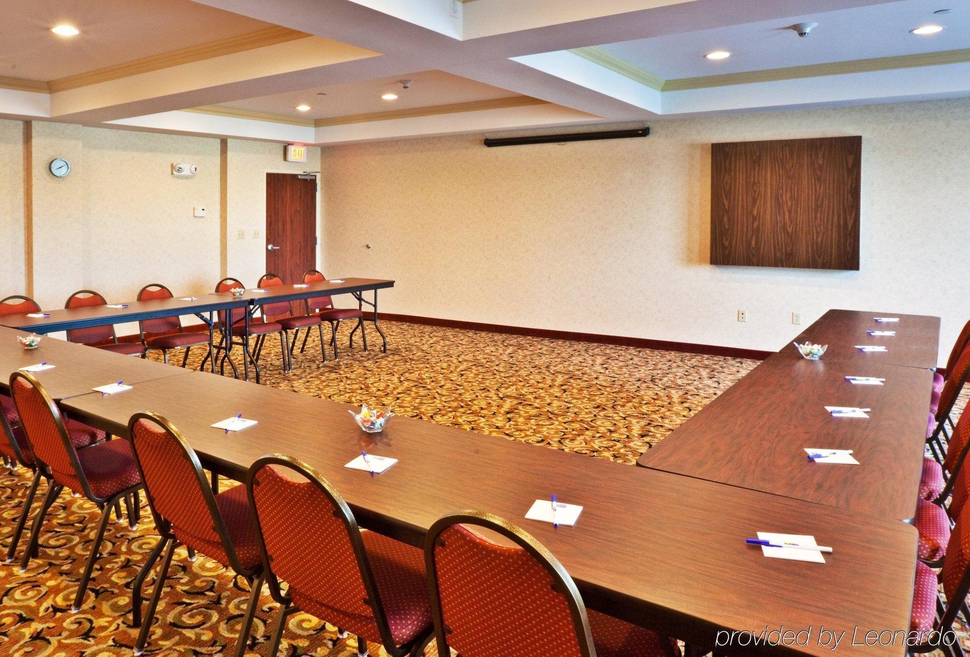 Holiday Inn Express Hotel & Suites Muskogee By Ihg Exteriör bild