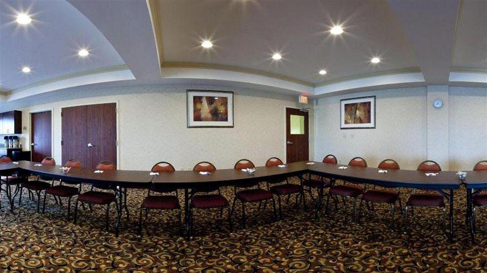 Holiday Inn Express Hotel & Suites Muskogee By Ihg Exteriör bild